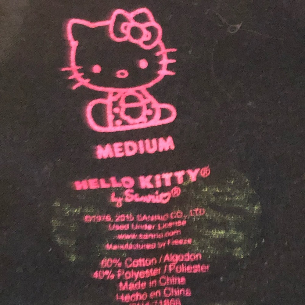 Sanrio | Hello Kitty Black + Yellow Crop Soft T-Shirt S - Picture 6 of 8